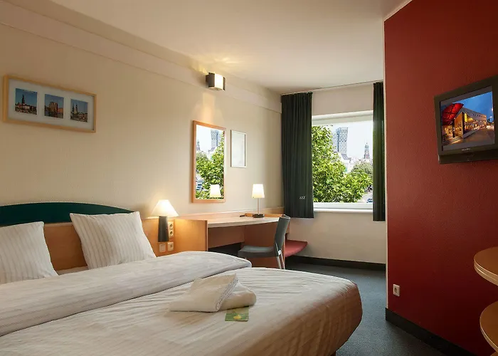 Egon Hotel